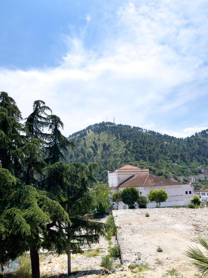 White Villa Berat Extérieur photo